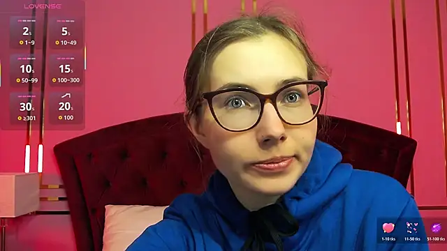 Snapshot of JessieJuss chatting on April 2026 04:59:02 PM JessieJuss online show from April 2026 04:59:02 PM