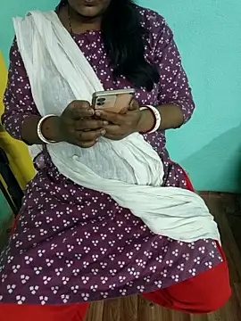 Snapshot of desi_boudi87 chatting on May 2026 02:45:01 PM desi boudi87 online show from May 2026 02:45:01 PM