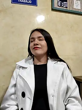 Snapshot of CHARLOTTE__05 chatting on September 2025 12:51:01 PM CHARLOTTE 05 online show from September 2025 12:51:01 PM