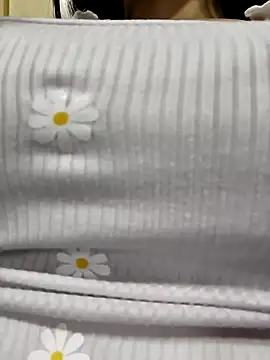 Snapshot of CHARLOTTE__05 chatting on October 2025 01:55:01 PM CHARLOTTE 05 online show from October 2025 01:55:01 PM