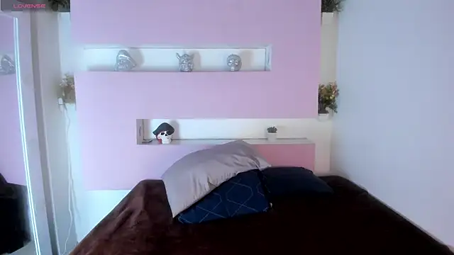 Snapshot of Zairaa_Fox chatting on September 2025 07:59:01 PM Zairaa Fox online show from September 2025 07:59:01 PM