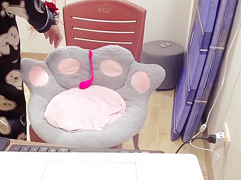 Snapshot of Funnygirl_9x chatting on March 2026 01:34:01 AM Funnygirl 9x online show from March 2026 01:34:01 AM