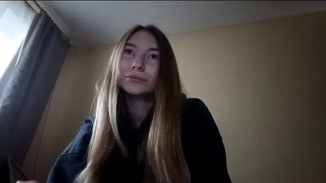 Nymera flare online show from December 2025 07:58:02 AM