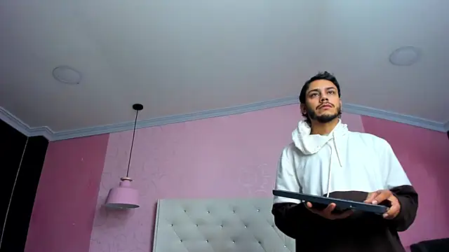 Boss Domiinator online show from April 2026 11:09:01 AM