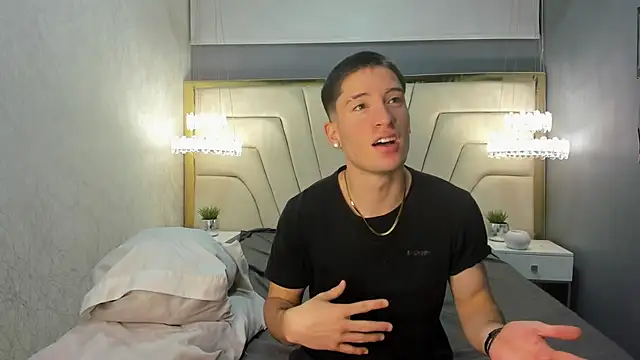 HunterHeat  online show from September 2025 11:35:02 AM