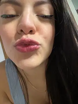 alilith online show from September 2025 05:36:01 PM