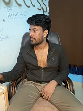 MeekBatgirl online show from November 2025 04:28:02 PM