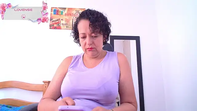 Miss Oriana online show from September 2025 07:37:02 PM