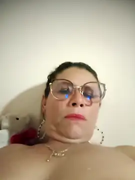 Ilovejad online show from September 2025 06:45:01 PM