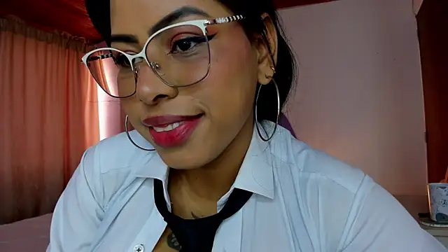 Michluxe 69 online show from June 2026 09:41:01 PM