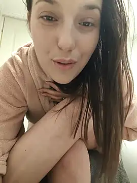 Sakura 2000 online show from October 2025 10:51:02 PM