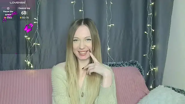 Snapshot of BabbbyFoxxx chatting on January 2026 02:58:02 AM BabbbyFoxxx online show from January 2026 02:58:02 AM