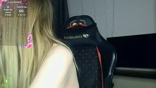 Snapshot of BabbbyFoxxx chatting on February 2026 04:10:02 AM BabbbyFoxxx online show from February 2026 04:10:02 AM