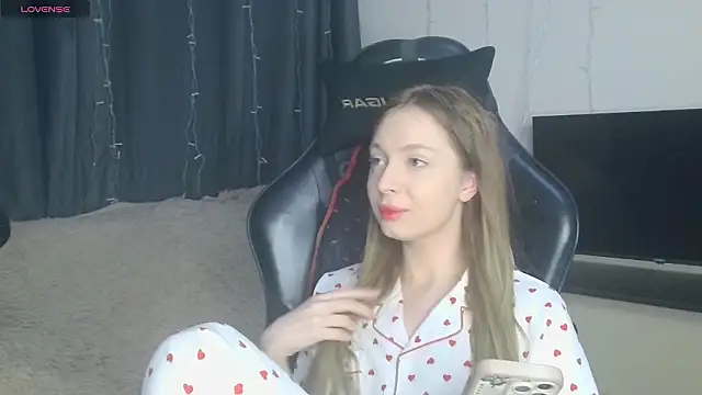 Snapshot of BabbbyFoxxx chatting on March 2026 07:08:01 PM BabbbyFoxxx online show from March 2026 07:08:01 PM