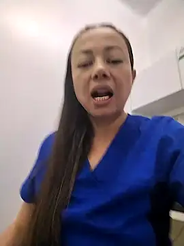 Snapshot of Madisson-04_ chatting on October 2025 06:54:01 PM Madisson-04 online show from October 2025 06:54:01 PM