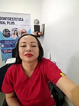 Snapshot of Madisson-04_ chatting on November 2025 03:22:01 PM Madisson-04 online show from November 2025 03:22:01 PM