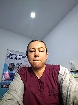 Snapshot of Madisson-04_ chatting on December 2025 06:24:02 PM Madisson-04 online show from December 2025 06:24:02 PM