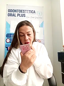 Madisson-04  online show from April 2026 03:42:02 PM