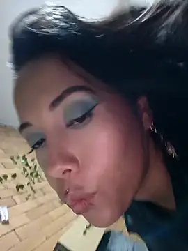 MiaForever1 online show from April 2026 01:18:02 AM