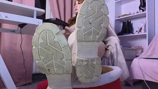 CruelSiren online show from January 2026 08:44:01 PM