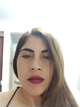 Snapshot of Camila_latina_0 chatting on October 2025 05:08:02 AM Camila latina 0 online show from October 2025 05:08:02 AM