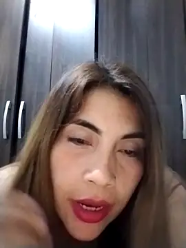Snapshot of Camila_latina_0 chatting on November 2025 04:22:01 AM Camila latina 0 online show from November 2025 04:22:01 AM