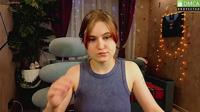 Roxy foxi online show from December 2025 01:10:01 AM