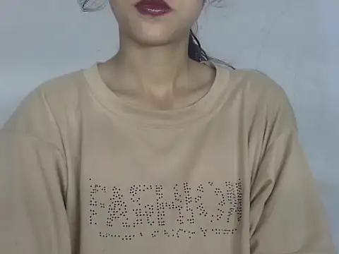 Snapshot of Saniya9B chatting on October 2025 05:37:02 AM Saniya9B online show from October 2025 05:37:02 AM