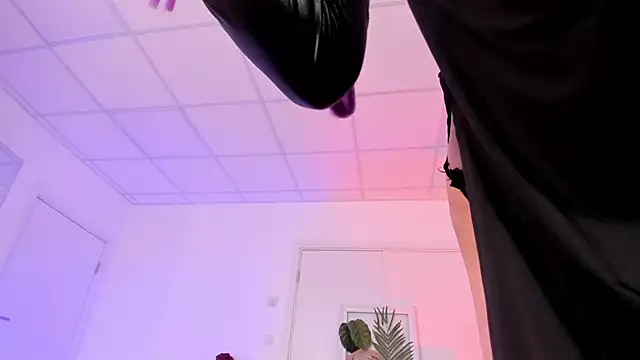 Sima Wendy online show from October 2025 07:21:02 AM