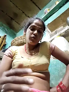 Nillohot online show from October 2025 09:11:01 PM