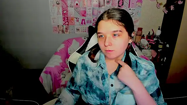 Acid Kate online show from November 2025 12:54:02 AM