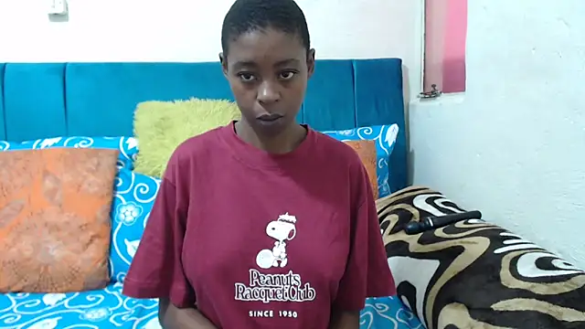 Snapshot of SweetSlenderChoc chatting on April 2026 05:59:01 PM SweetSlenderChoc online show from April 2026 05:59:01 PM