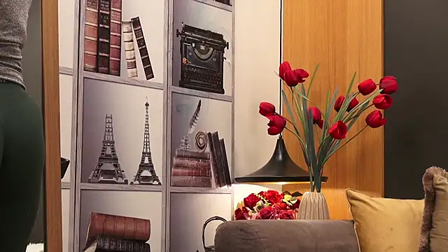 Mia Swano online show from February 2026 03:43:01 AM