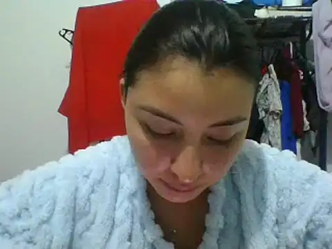 Snapshot of _Romilly_ chatting on April 2026 02:06:01 AM Romilly online show from April 2026 02:06:01 AM