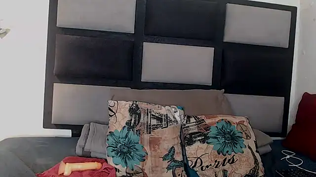 Snapshot of Freaky-boobs chatting on October 2025 09:57:02 AM Freaky-boobs online show from October 2025 09:57:02 AM