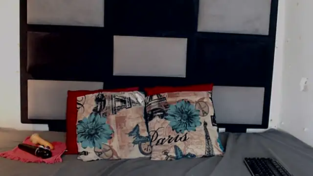 Freaky-boobs online show from December 2025 11:52:02 AM