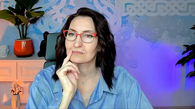 UnaTerra online show from October 2025 05:19:01 AM