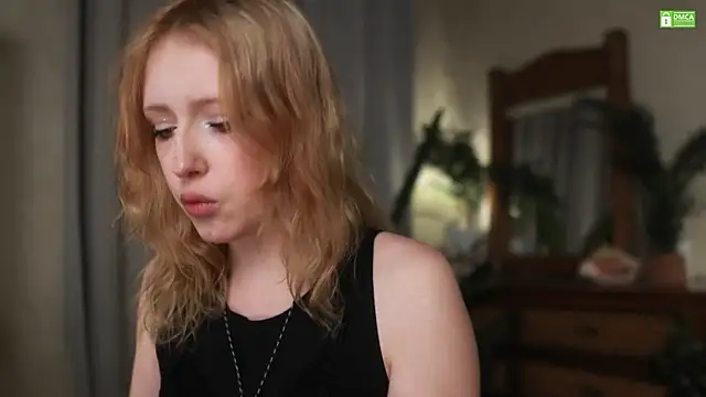 Snapshot of rosy_petal chatting on September 2025 10:01:02 PM rosy petal online show from September 2025 10:01:02 PM