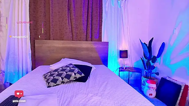 Snapshot of ViolettGomez_93 chatting on March 2026 04:13:02 AM ViolettGomez 93 online show from March 2026 04:13:02 AM