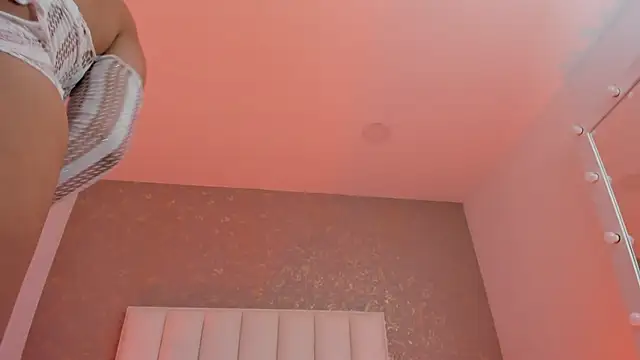 KaylieBrooks online show from December 2025 06:35:02 PM