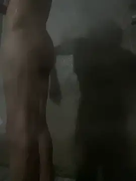 Snapshot of Efrain6996 chatting on April 2026 03:37:02 AM Efrain6996 online show from April 2026 03:37:02 AM