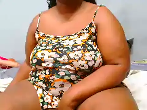 ROYALASS25 online show from March 2025 01:11:02 AM