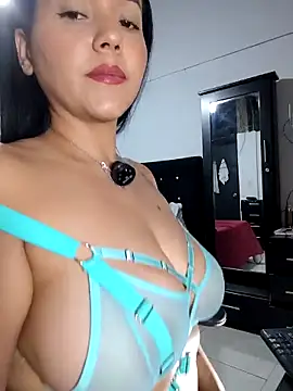 Snapshot of karly_hot_ chatting on March 2026 12:27:02 AM karly hot online show from March 2026 12:27:02 AM