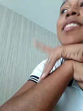 MoniqueMulberry online show from November 2025 07:47:02 PM