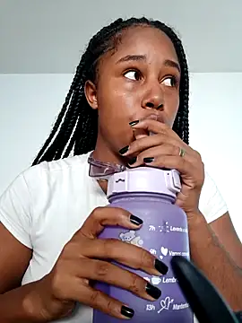 MoniqueMulberry online show from December 2025 08:15:02 PM