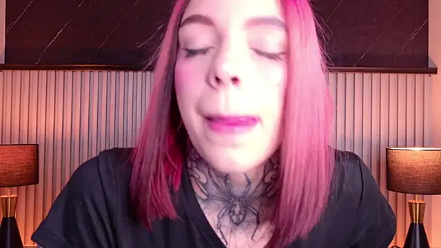 Meganreed  online show from July 2026 09:29:01 PM