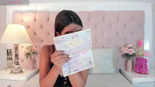 CaterinaRomano online show from November 2025 01:23:02 PM