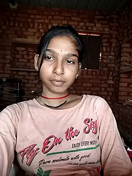 Snapshot of Yatiksha_Beby chatting on September 2025 04:50:02 AM Yatiksha Beby online show from September 2025 04:50:02 AM