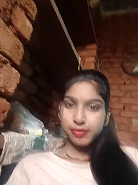 Snapshot of Yatiksha_Beby chatting on October 2025 05:37:01 AM Yatiksha Beby online show from October 2025 05:37:01 AM