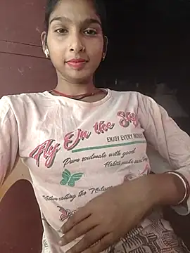 Snapshot of Yatiksha_Beby chatting on November 2025 07:18:02 AM Yatiksha Beby online show from November 2025 07:18:02 AM